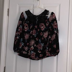 🌟Off the Shoulder Top